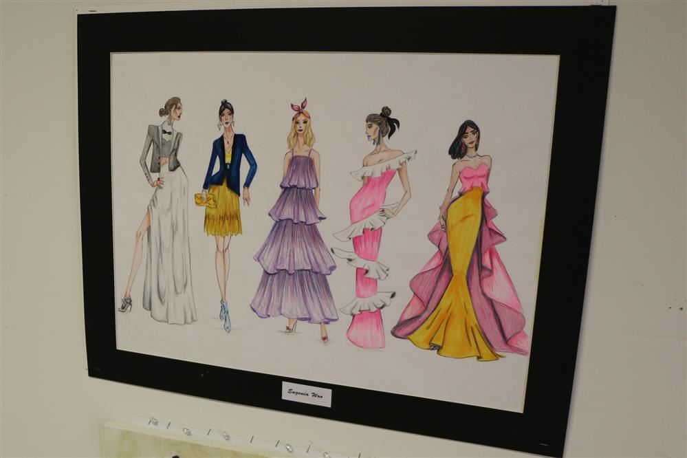 student drawing of fashion design student drawing of fashion design